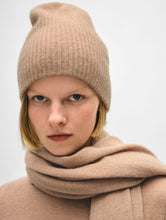 Load image into Gallery viewer, Cashmere Plush Rib Beanie