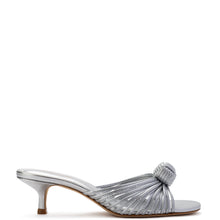 Load image into Gallery viewer, Valerie Mule In Silver Metallic Leather