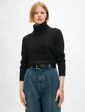 Load image into Gallery viewer, Cashmere Turtleneck