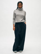 Load image into Gallery viewer, Cashmere Turtleneck