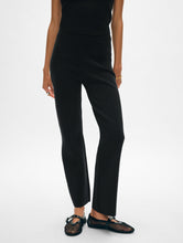 Load image into Gallery viewer, Superfine Organic Cotton Kick Flare Pant