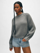 Load image into Gallery viewer, Organic Cotton Plaited Crewneck