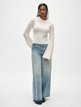 Load image into Gallery viewer, Cashmere Fluted Sleeve Top