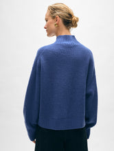 Load image into Gallery viewer, Cashmere Waffle Standneck