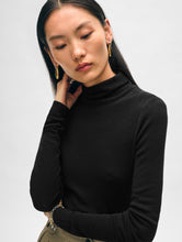 Load image into Gallery viewer, Superfine Merino Fitted Turtleneck