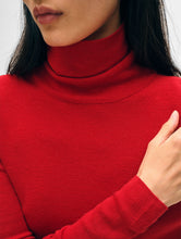 Load image into Gallery viewer, Superfine Merino Fitted Turtleneck