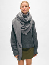 Load image into Gallery viewer, Merino Cashmere Triangle Scarf