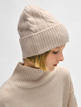 Load image into Gallery viewer, Cashmere Cable Beanie