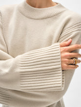 Load image into Gallery viewer, Merino Cashmere Waisted Crewneck