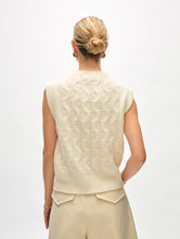 Load image into Gallery viewer, Merino Cashmere Bouclé Cable Vest