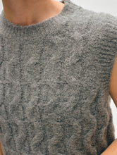 Load image into Gallery viewer, Merino Cashmere Bouclé Cable Vest