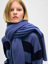 Load image into Gallery viewer, Cashmere Travel Wrap