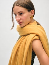 Load image into Gallery viewer, Cashmere Travel Wrap