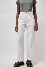 Load image into Gallery viewer, 6397 Wide Jean in Chalk White