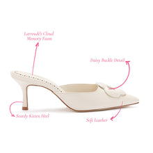 Load image into Gallery viewer, Flora Pump In Ivory Leather