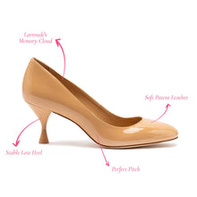 Load image into Gallery viewer, Michelle Lo Pump In Tan Patent Leather