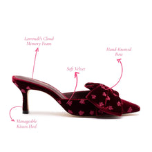 Load image into Gallery viewer, Mini Elle Pump In Wine Velvet