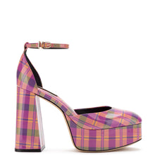 Load image into Gallery viewer, Ari Pump In Pink Tartan Patent Leather