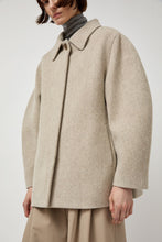 Load image into Gallery viewer, Amomento Hourglass Half Coat in Beige