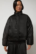 Load image into Gallery viewer, Anggae Satin Reversible Outer in Black