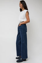 Load image into Gallery viewer, B Sides Slim Lasso Jean in Blue Rinse