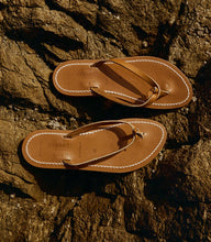 Load image into Gallery viewer, DÔEN &amp; K.JACQUES BAIE SANDAL -- TAN