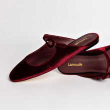 Load image into Gallery viewer, Blair Flat Mule In Wine Velvet