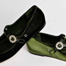 Load image into Gallery viewer, Blair Ballet Flat In Bosco Velvet