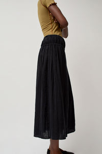 Baserange Diph Skirt in Black