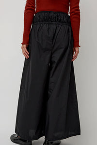 Baserange Point Pants in Black