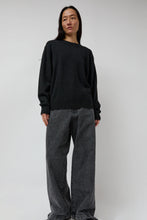 Load image into Gallery viewer, Batoner Innocent Cashmere Crewneck in Black