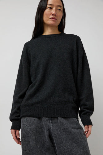 Batoner Innocent Cashmere Crewneck in Black