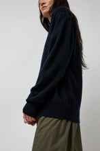 Load image into Gallery viewer, Batoner Innocent Cashmere Crewneck in Navy