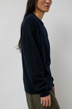 Load image into Gallery viewer, Batoner Innocent Cashmere Crewneck in Navy