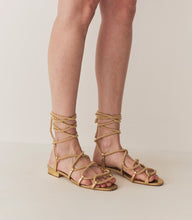 Load image into Gallery viewer, CASTILLE GLADIATOR SANDAL -- GOLD METALLIC