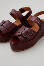 Load image into Gallery viewer, MARGARET PLATFORM | BORDEAUX EMBOSSED LEATHER