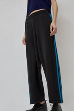 Load image into Gallery viewer, CORDERA Merino Wool Pants in Shade