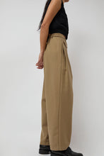 Load image into Gallery viewer, CORDERA Tailoring Pocket Pants in Alondra