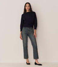 Load image into Gallery viewer, CRESSIDA CASHMERE SWEATER -- NAVY