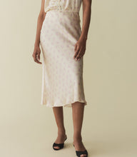 Load image into Gallery viewer, ELOWEN SKIRT -- ROSE HILLSIDE HEATHER