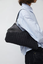 Load image into Gallery viewer, Eva Blut Knit Twisterette Bag in Black