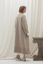 Load image into Gallery viewer, GEORGINA LONGLINE CASHMERE CARDIGAN