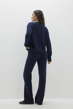 Load image into Gallery viewer, CAMPBELL RIBBED CREWNECK CASHMERE SWEATER