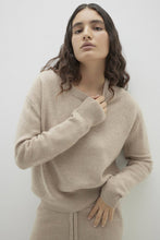 Load image into Gallery viewer, KAIA CREWNECK CASHMERE SWEATER