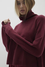 Load image into Gallery viewer, NOELLE TURTLENECK CASHMERE SWEATER