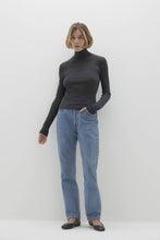 Load image into Gallery viewer, RUMER FITTED CASHMERE TURTLENECK