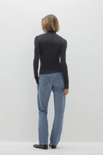 Load image into Gallery viewer, RUMER FITTED CASHMERE TURTLENECK