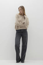 Load image into Gallery viewer, VITTORIA V-NECK CASHMERE SWEATER