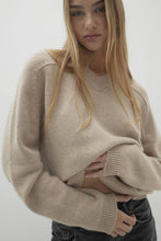 Load image into Gallery viewer, VITTORIA V-NECK CASHMERE SWEATER