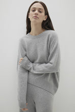 Load image into Gallery viewer, TAMMY CASHMERE CREWNECK SWEATER